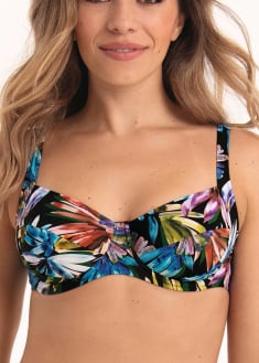 Haut de bikini embo�tant � armatures 