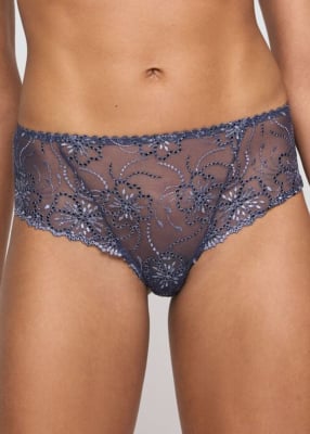 String Luxueux 