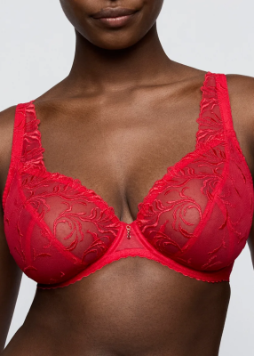 Soutien-gorge d�collet� plongeant 