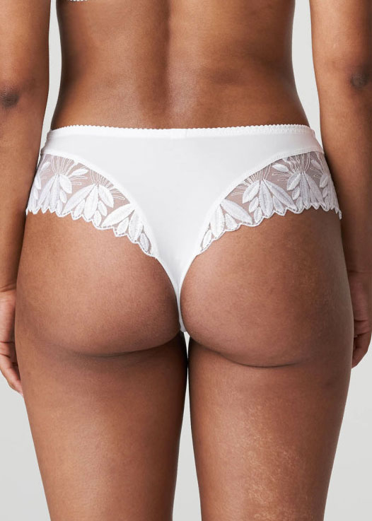 String Luxueux Prima Donna
