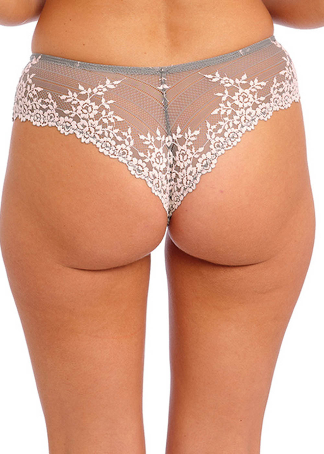 Tanga Wacoal