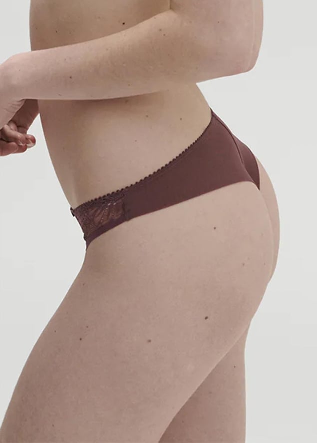 Tanga Simone Prle