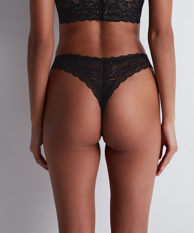 Tanga Aubade