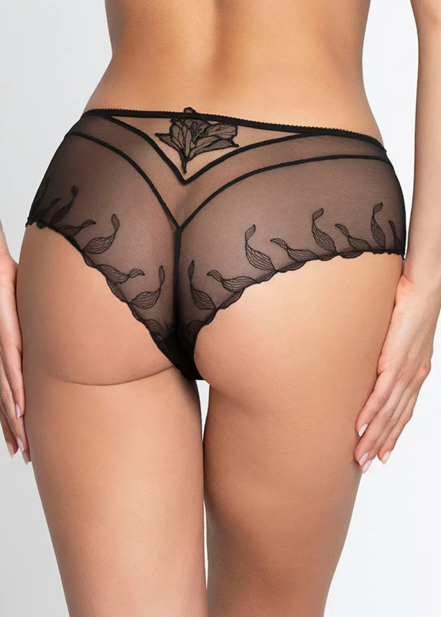 Shorty Lise Charmel