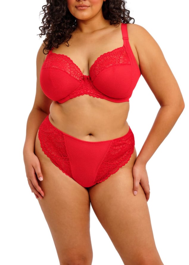 String Elomi