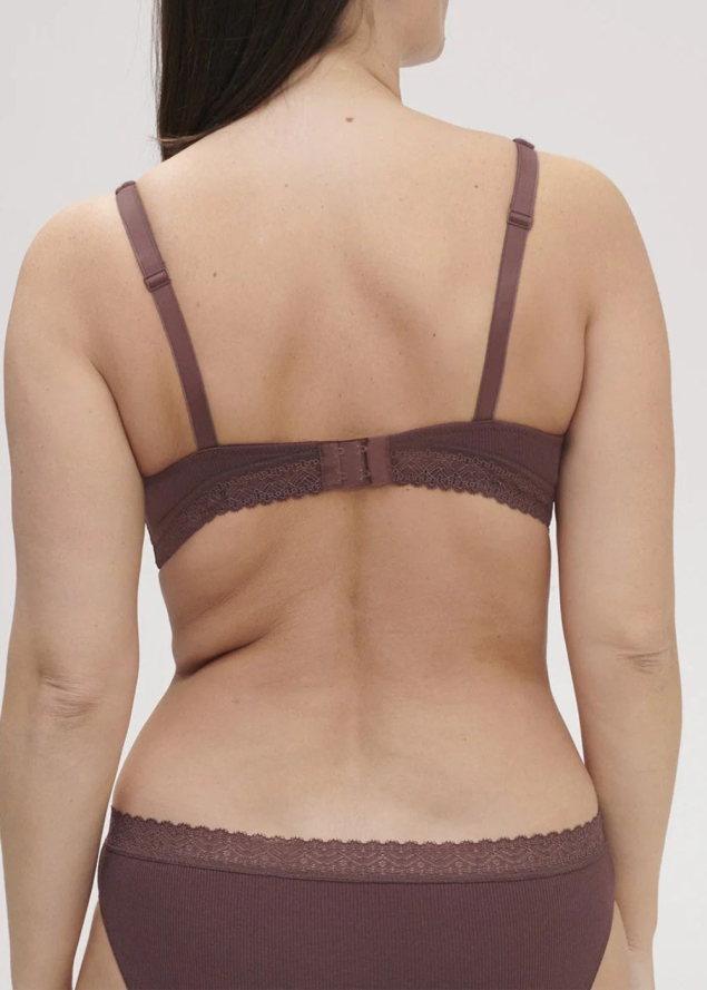 Soutien-gorge D�collet� Plongeant avec Armatures Simone P�r�le