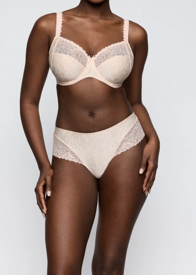 String Luxueux Prima Donna