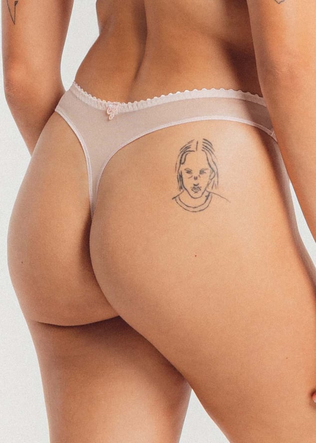 String Louisa Bracq