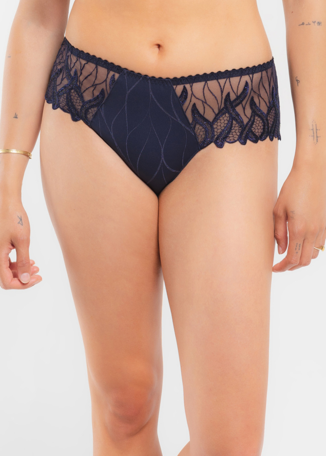 Shorty Louisa Bracq Nuit Electrique