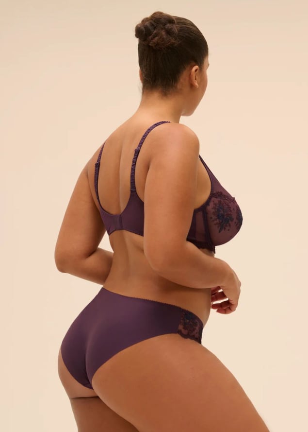 Soutien-gorge avec armature dcollet plongeant Simone Prle