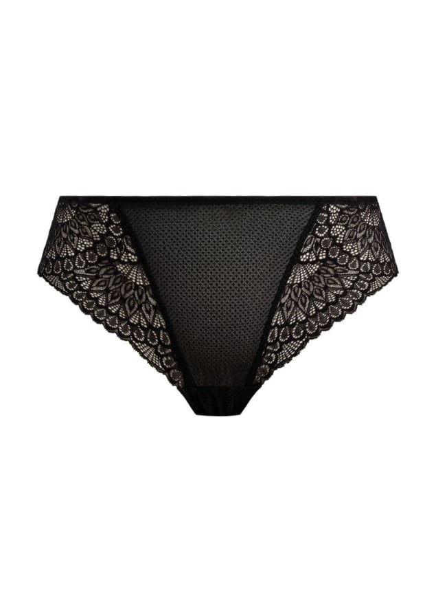 String Elomi
