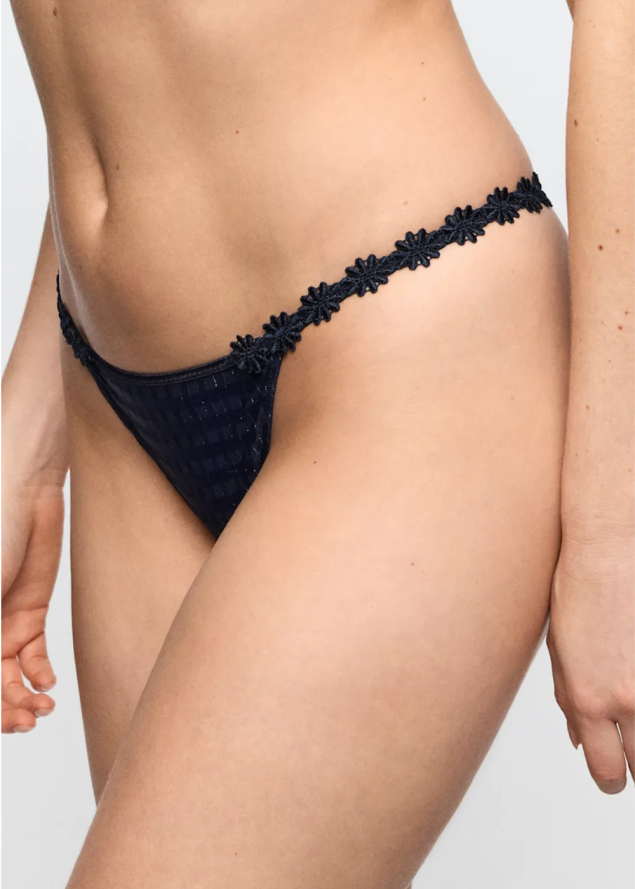 String Luxueux Marie-Jo