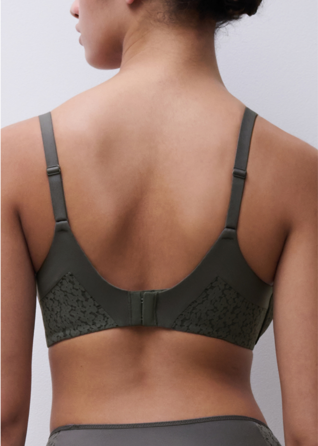 Soutien-gorge � Coques Embo�tant Chantelle