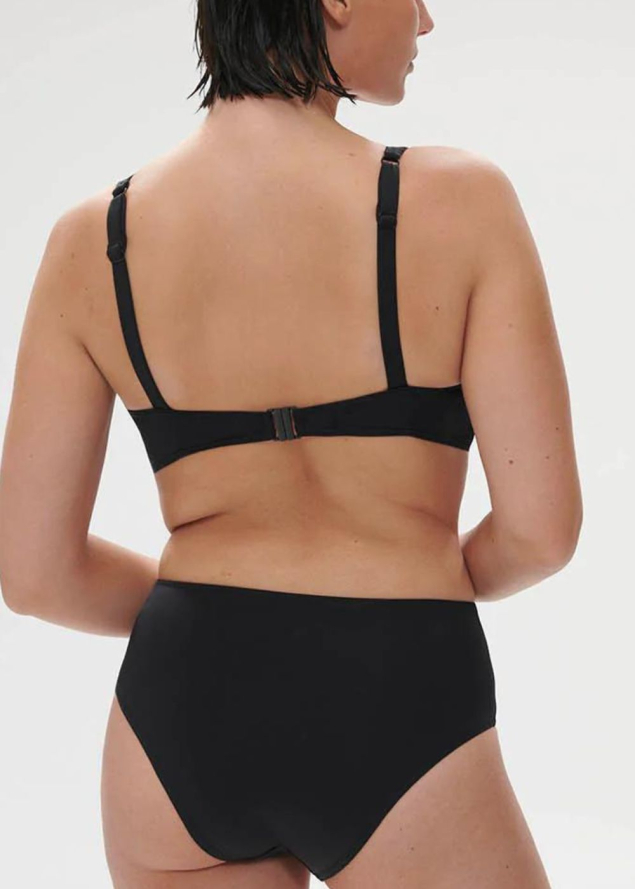 Haut de maillot de bain triangle avec armatures Maillots de Bain Simone Prle Noir