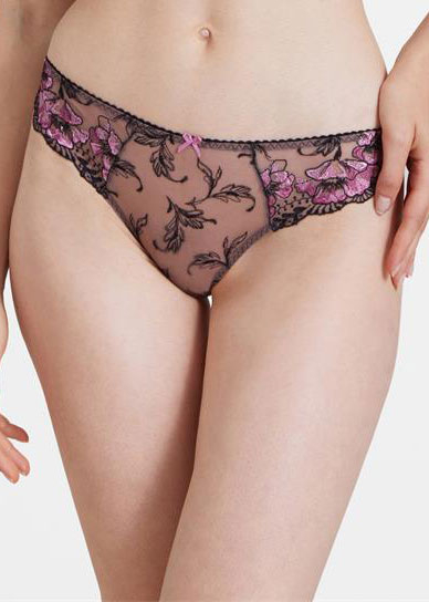 Tanga Aubade romance