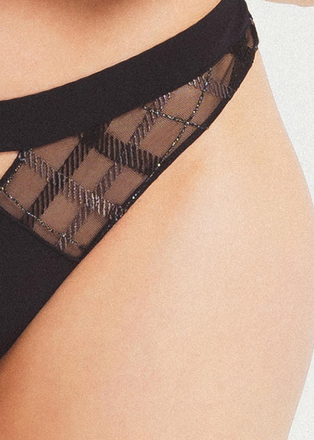 String Louisa Bracq