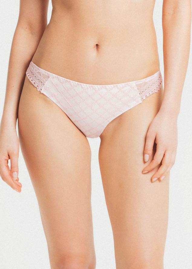 Tanga Louisa Bracq