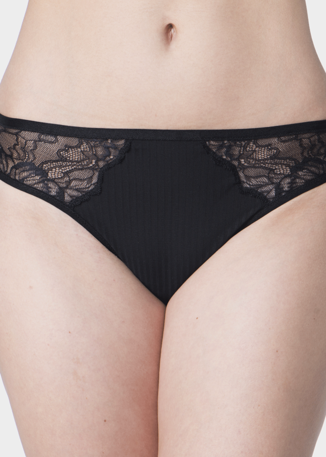 Slip Echancr Florale by Triumph Noir