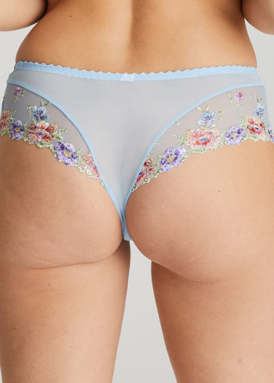 String Luxueux Prima Donna