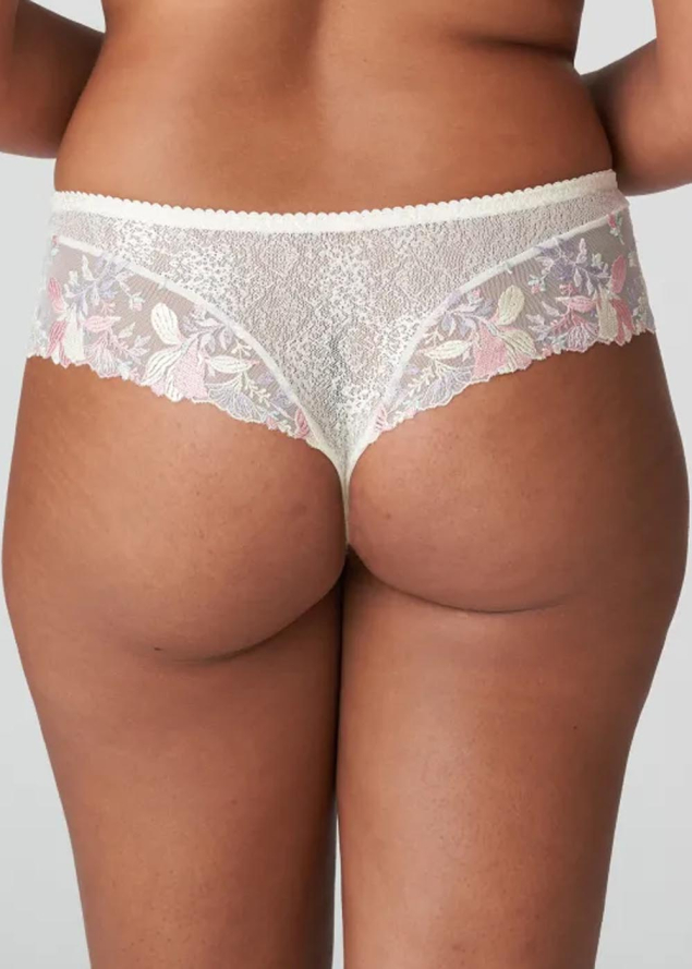 String Luxueux Prima Donna