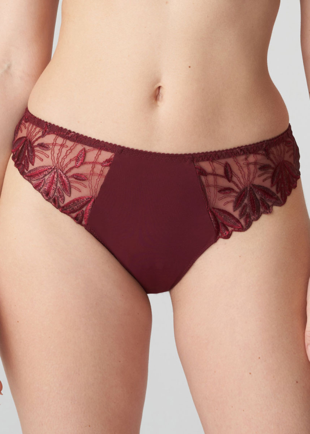 String Prima Donna Deep Cherry