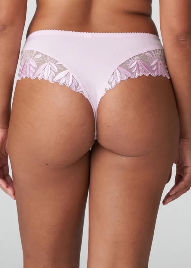 String Luxueux Prima Donna