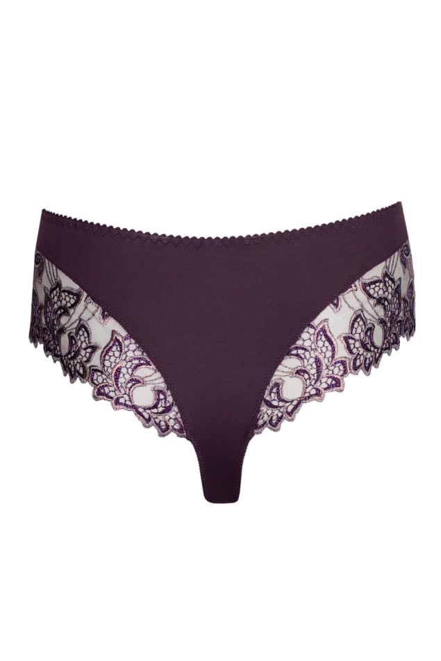 String Luxueux Prima Donna