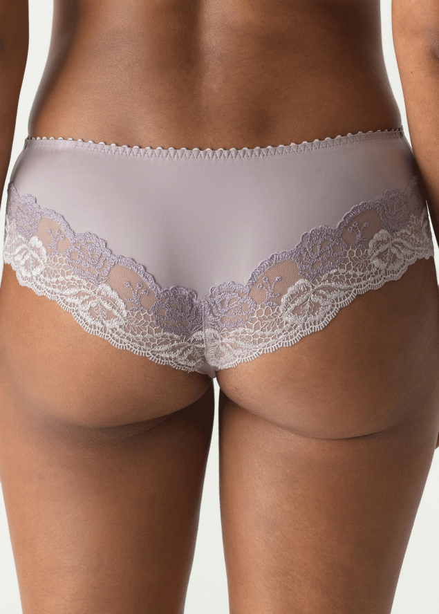 String Luxueux Prima Donna