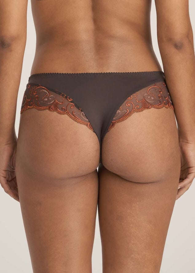 String Luxueux Prima Donna