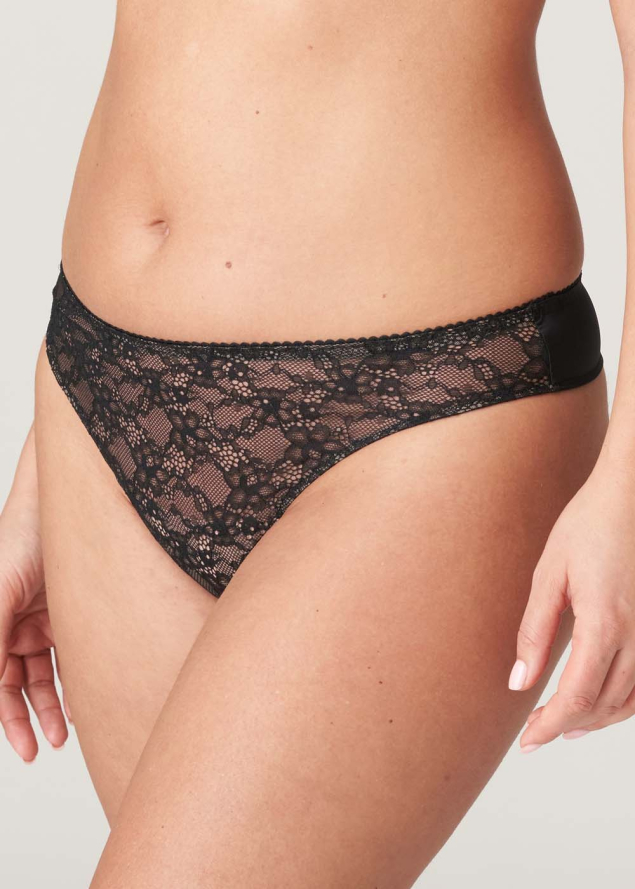 String Prima Donna Black