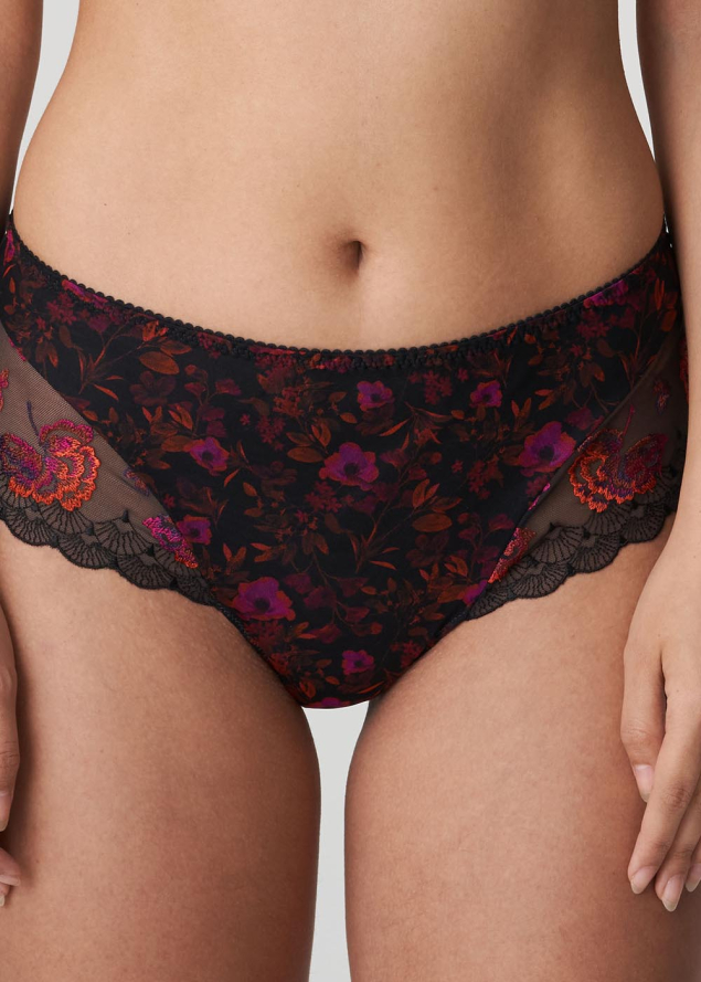 String Luxueux Prima Donna