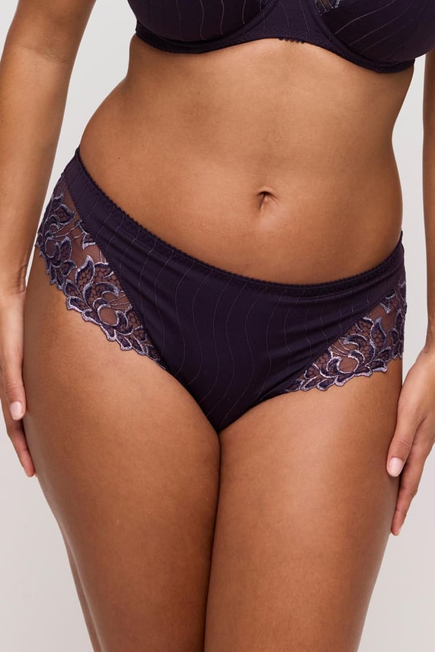 String Luxueux Prima Donna