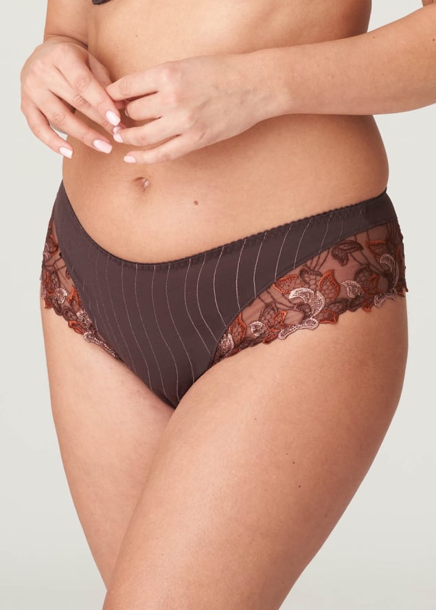 String Luxueux Prima Donna