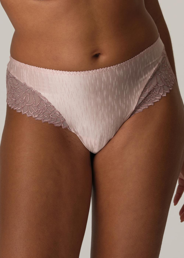 String Luxueux Prima Donna