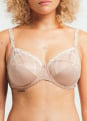 Soutien-gorge emboitant 