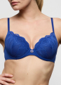 Soutien-gorge coques forme coeur 