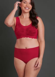 Essentials Lace lingerie 882