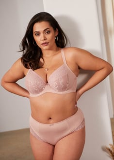 Roxie lingerie 1218