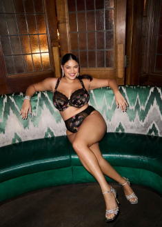 Lucie lingerie 593