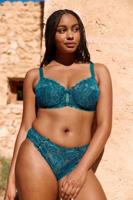 Arum lingerie