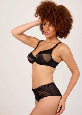 Intuition lingerie