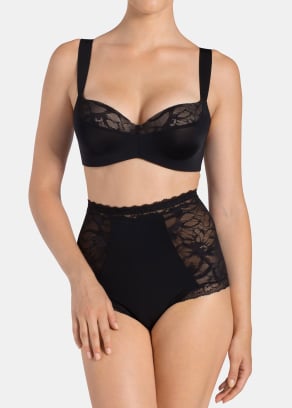 Magic Boost lingerie Triumph