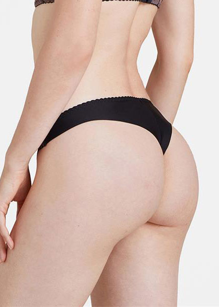 Tanga Aubade romance