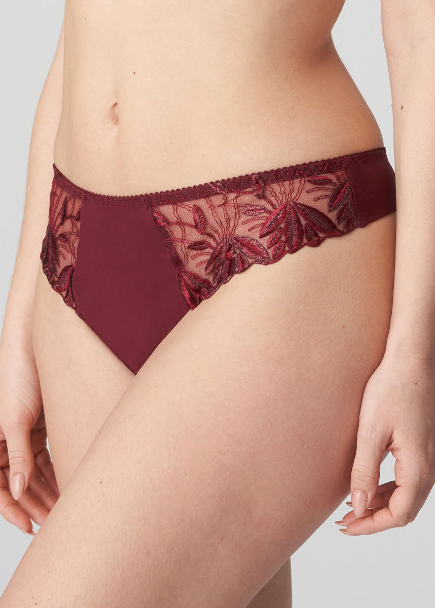 String Prima Donna Deep Cherry