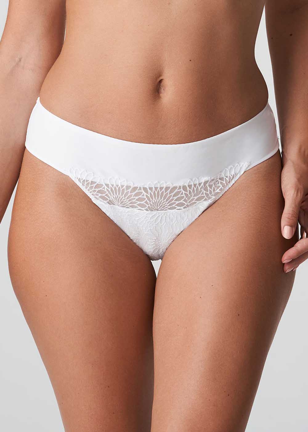 String Prima Donna Blanc